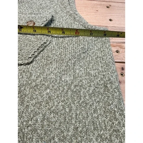 VTG Liz Claiborne Womens Knit Vest Olive Green Button Front Pockets Size S - Picture 5 of 6